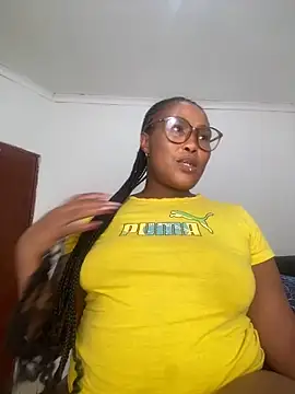 Snapshot of BADFATASS85 chatting on 28, 2, 2025 BADFATASS85 online show from 28, 2, 2025