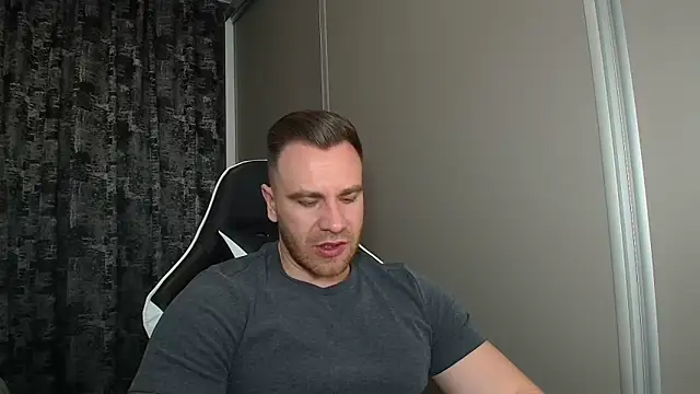 Thori92 online show from 12, 3, 2026