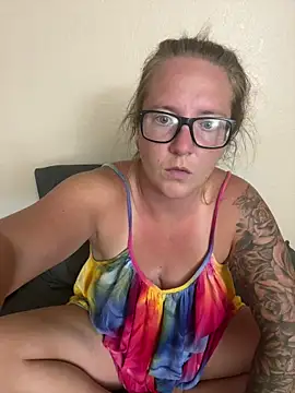 Snapshot of Lizzyloo chatting on 14, 6, 2026 Lizzyloo online show from 14, 6, 2026