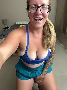 Lizzyloo online show from 9, 7, 2026