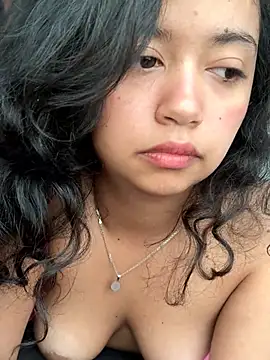 Peach Girll online show from 19, 3, 2026