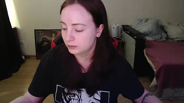 Snapshot of Laralianna chatting on 20, 5, 2026 Laralianna online show from 20, 5, 2026