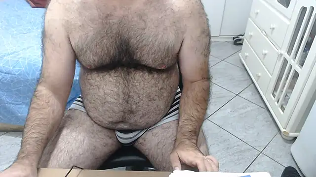 Snapshot of MysterBearMG chatting on 30, 5, 2026 MysterBearMG online show from 30, 5, 2026
