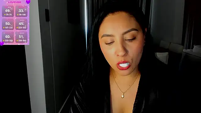 Snapshot of AnushaKumari chatting on 17, 2, 2026 AnushaKumari online show from 17, 2, 2026