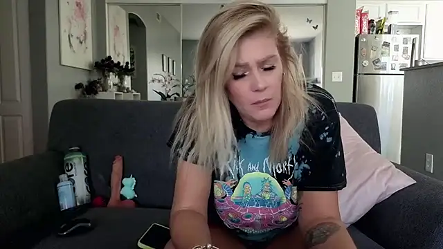 Lexi Shocker online show from 16, 9, 2025