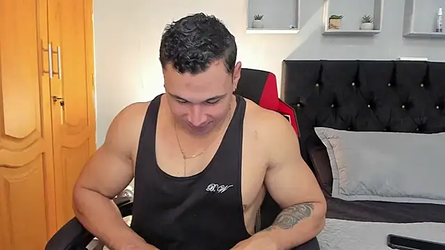 tyler hank01 online show from 28, 3, 2026