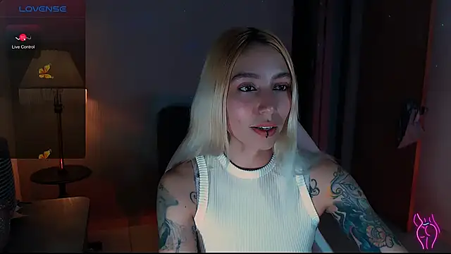 Snapshot of Saucy_Jenn chatting on 8, 12, 2024 Saucy Jenn online show from 8, 12, 2024