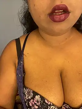  Cute ariana  online show from 15, 2, 2026