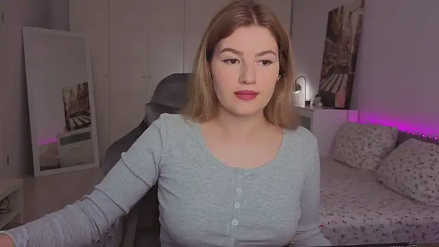 Snapshot of alwaysfrida chatting on 3, 8, 2026 alwaysfrida online show from 3, 8, 2026