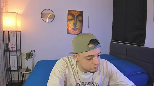 Snapshot of alejandro_calderon1 chatting on 25, 7, 2026 alejandro calderon1 online show from 25, 7, 2026