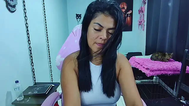 Snapshot of Hannah-grace chatting on 1, 3, 2025 Hannah-grace online show from 1, 3, 2025