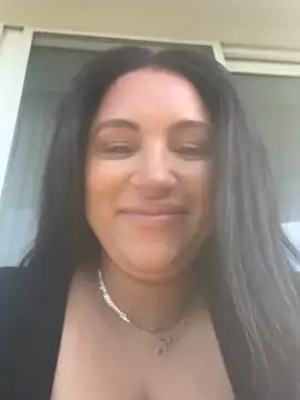 MeghanXO online show from 10, 9, 2025