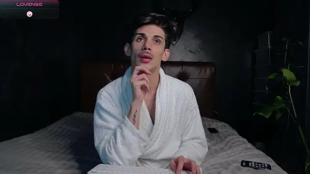 DanielCrush1 online show from 19, 11, 2025