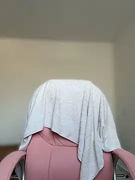 stormyy  online show from 2, 10, 2025