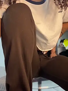 stormyy  online show from 7, 10, 2025