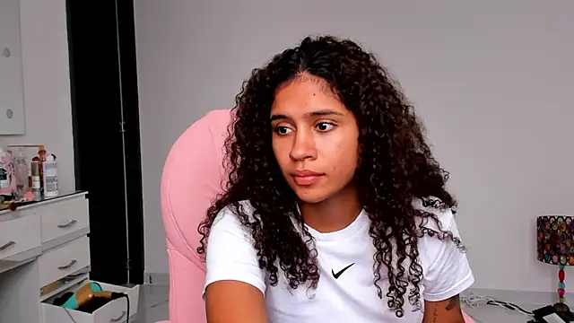 stormyy  online show from 17, 10, 2025