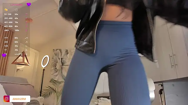 catalinasaiz online show from 14, 11, 2025