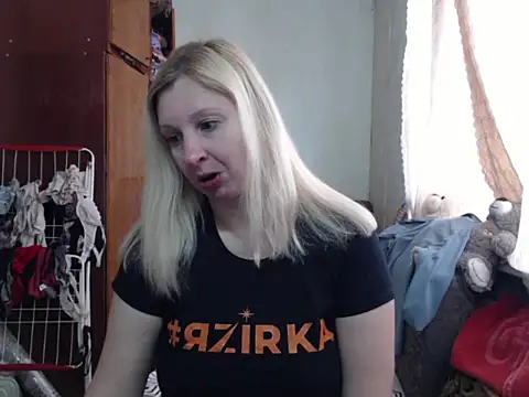 BustyBlond online show from 23, 2, 2025