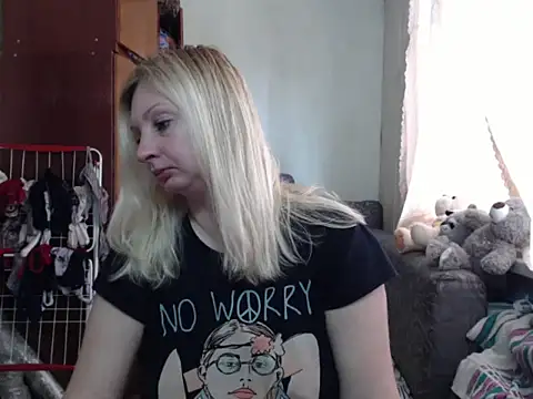 BustyBlond online show from 28, 2, 2025