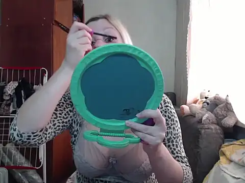 BustyBlond online show from 2, 3, 2025