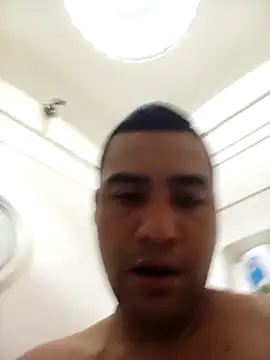 EISONREINA11 online show from 12, 10, 2025