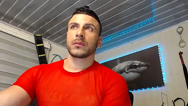 Snapshot of bayronfit chatting on 5, 5, 2026 bayronfit online show from 5, 5, 2026