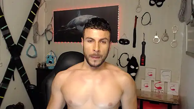 Snapshot of bayronfit chatting on 25, 5, 2026 bayronfit online show from 25, 5, 2026
