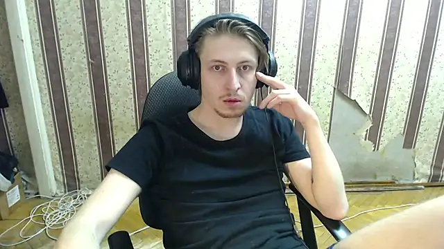 darienlarge online show from 10, 10, 2025