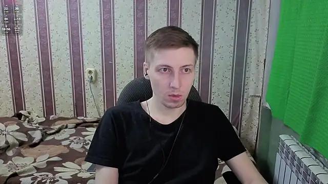 Snapshot of darienlarge chatting on 5, 6, 2026 darienlarge online show from 5, 6, 2026