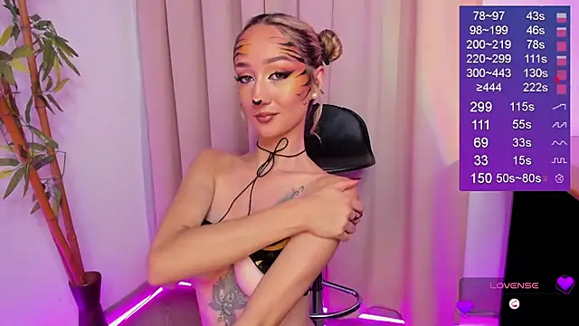 Bella-White online show from 13, 10, 2025