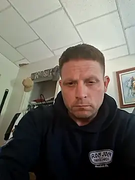 Snapshot of curiouscock38 chatting on 30, 4, 2026 curiouscock38 online show from 30, 4, 2026