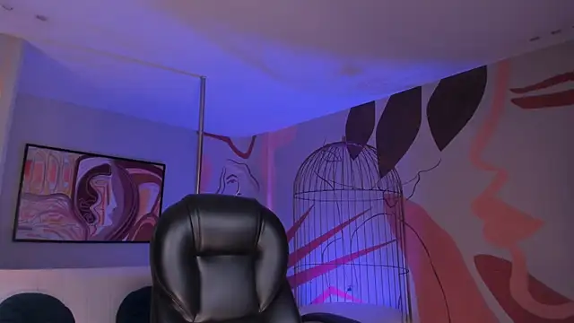 ErikaBenz  online show from 13, 3, 2026