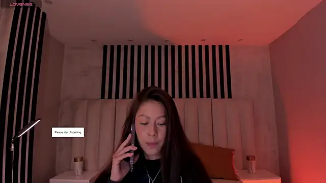 ErikaBenz  online show from 25, 5, 2026
