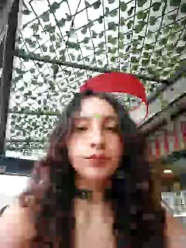  Laary online show from 19, 12, 2024