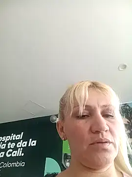 Nicolle Milf online show from 13, 1, 2025