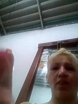 Nicolle Milf online show from 17, 1, 2026