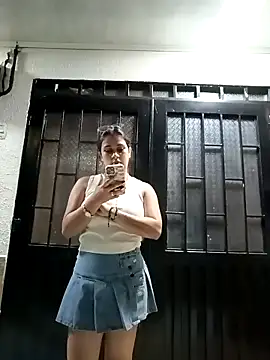 Latina sexy1 online show from 13, 4, 2026