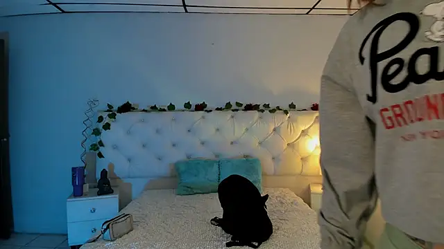 Aron cruz online show from 5, 2, 2025