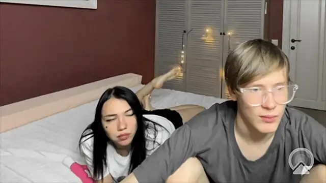 Laura Key online show from 27, 10, 2025