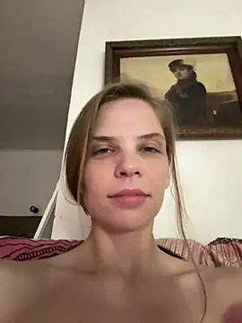 Snapshot of LeyaJohnson chatting on 7, 7, 2026 LeyaJohnson online show from 7, 7, 2026