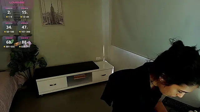 Sassy--Girl online show from 13, 11, 2025