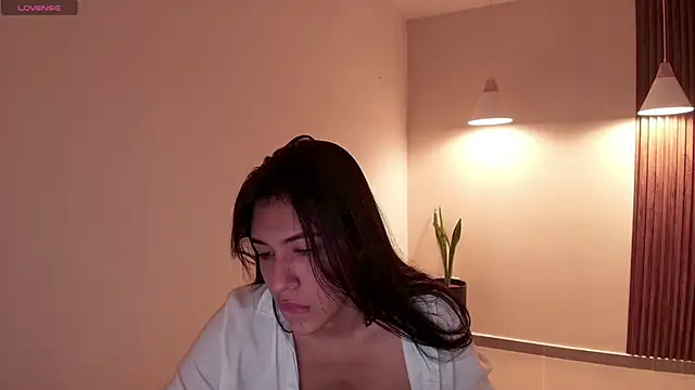 Sassy--Girl online show from 28, 2, 2026