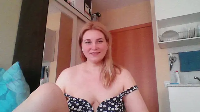 mmmPinUpGirl online show from 29, 6, 2026