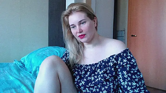 mmmPinUpGirl online show from 30, 6, 2026