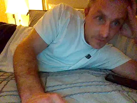 Snapshot of blakeypoo83 chatting on 11, 3, 2025 blakeypoo83 online show from 11, 3, 2025
