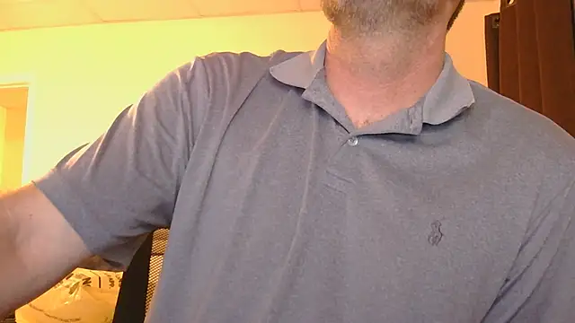 Snapshot of blakeypoo83 chatting on 4, 10, 2025 blakeypoo83 online show from 4, 10, 2025