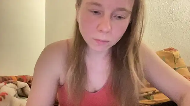 SweetLucy96 online show from 20, 3, 2025