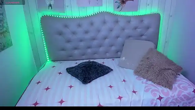 Snapshot of tamara_colliins_ chatting on 21, 3, 2025 tamara colliins online show from 21, 3, 2025