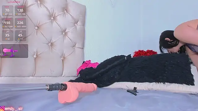 emily campbell  online show from 19, 3, 2026