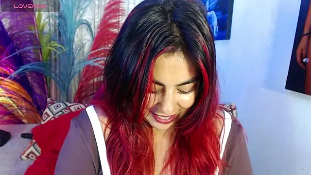 Snapshot of gatuwildhott chatting on 25, 4, 2026 gatuwildhott online show from 25, 4, 2026
